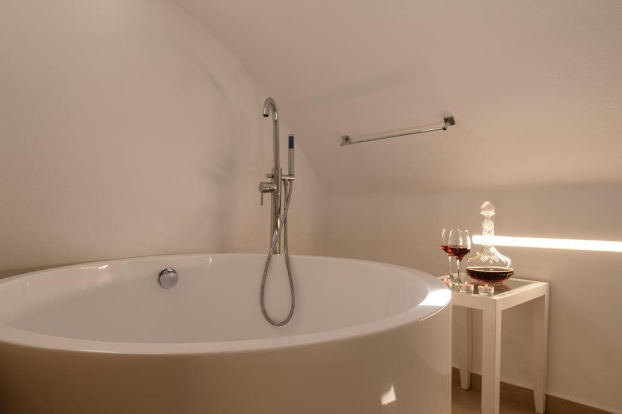 Muses Cycladic Suites Oia  Extérieur photo